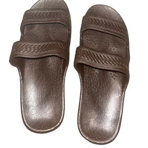 Hawaiian Classics Sandals